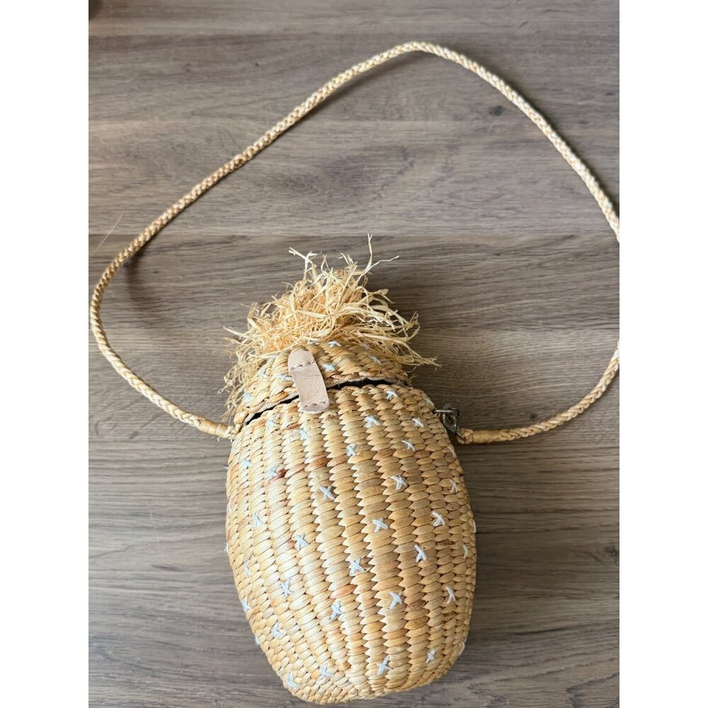 Sea & Grass Pineapple Purse